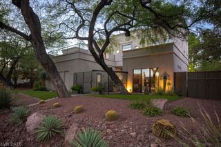 628 Edgebrook Drive, Las Vegas, NV 89145