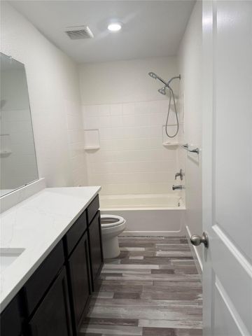 8419 Hannah Road, Cove, TX 77523