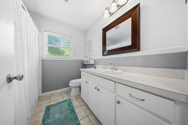 1409 Broadway Street, Denton, TX 76201