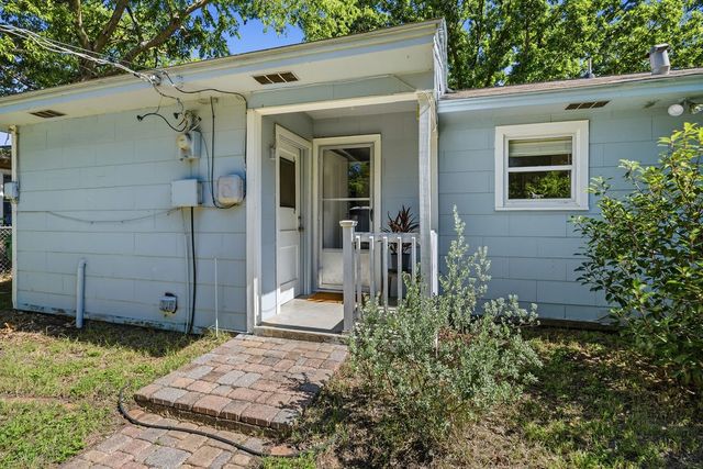 1409 Broadway Street, Denton, TX 76201