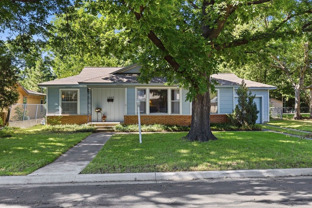 1409 Broadway Street, Denton, TX 76201