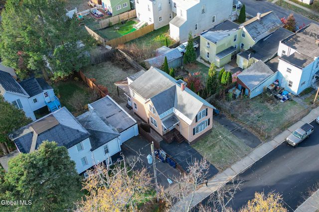 12 Chestnut Street, Rensselaer, NY 12144