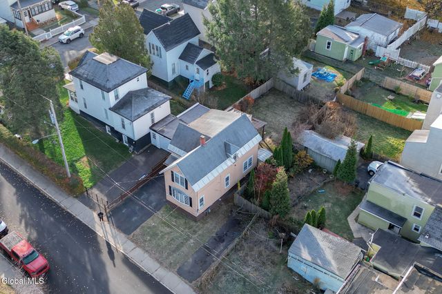 12 Chestnut Street, Rensselaer, NY 12144