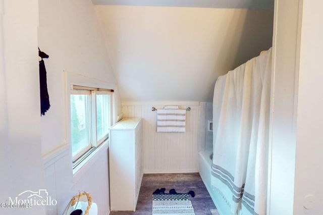 12 Chestnut Street, Rensselaer, NY 12144