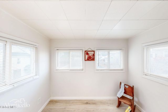 12 Chestnut Street, Rensselaer, NY 12144