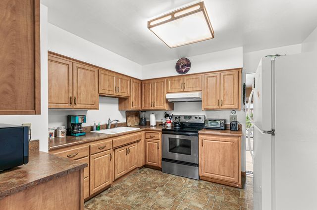 925 Winchester Avenue, Medford, OR 97501