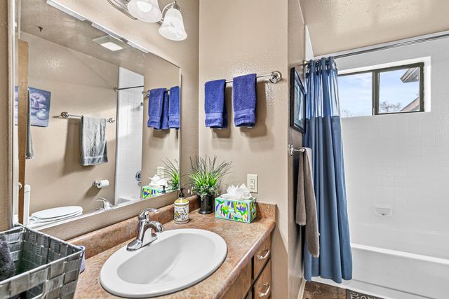 925 Winchester Avenue, Medford, OR 97501