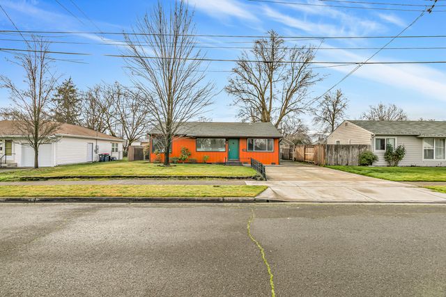 925 Winchester Avenue, Medford, OR 97501