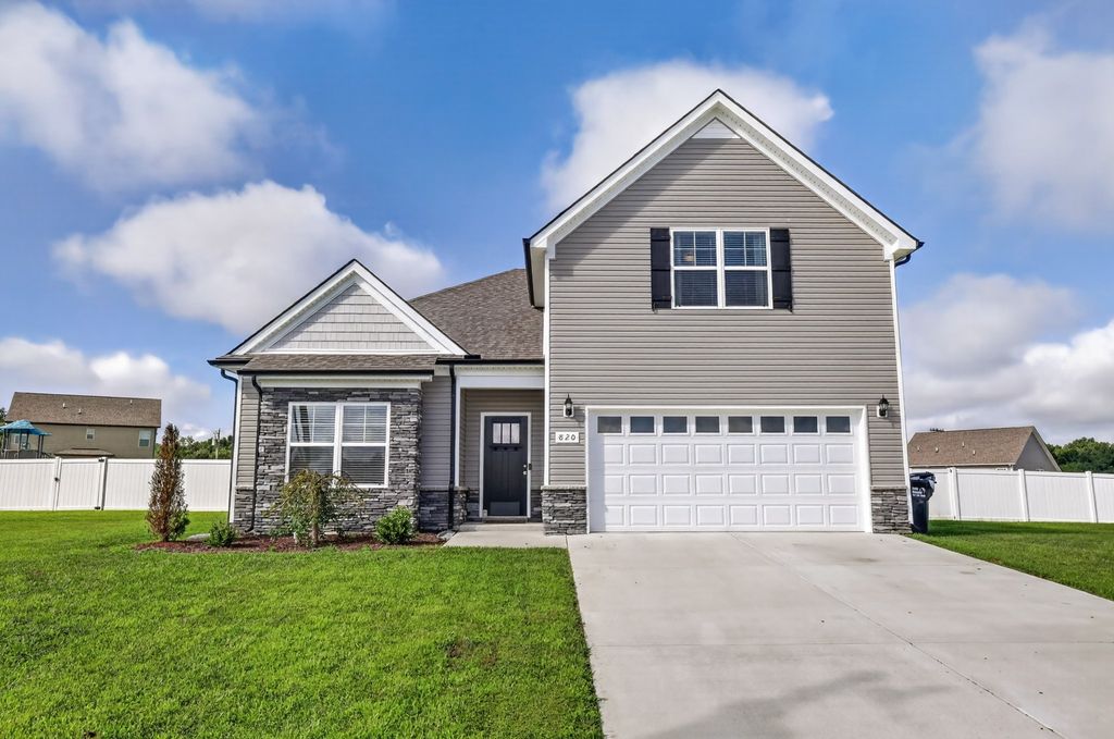 820 Niles Wood Way, Murfreesboro, TN 37129