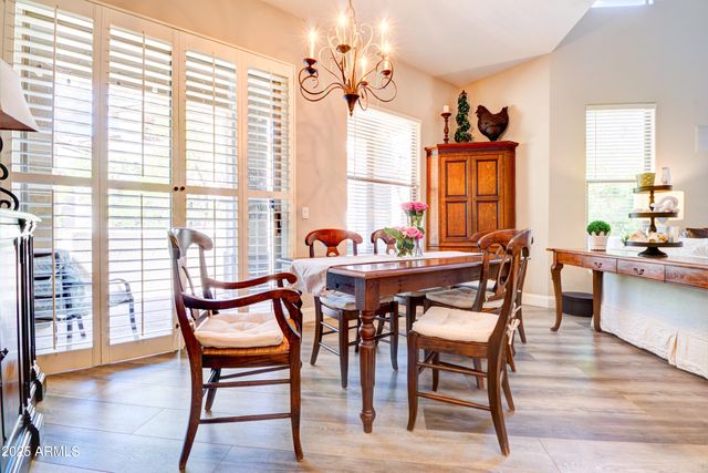 20802 N GRAYHAWK Drive 1045, Scottsdale, AZ 85255