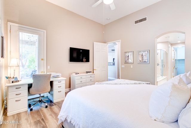 20802 N GRAYHAWK Drive 1045, Scottsdale, AZ 85255