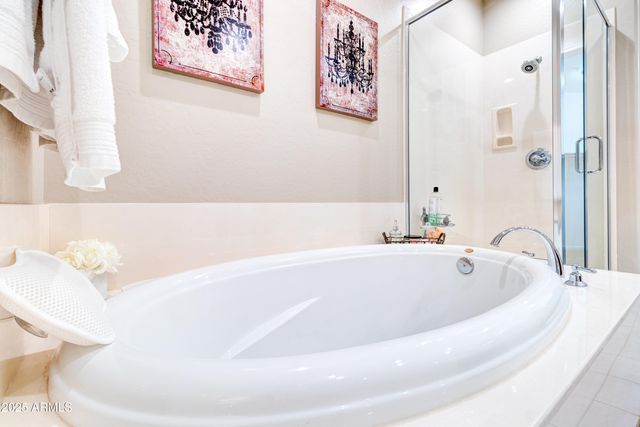 20802 N GRAYHAWK Drive 1045, Scottsdale, AZ 85255