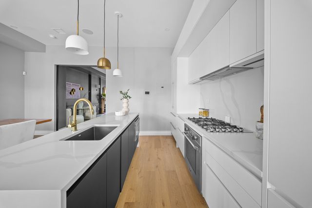 614 DECATUR Street, New York City, NY 11233