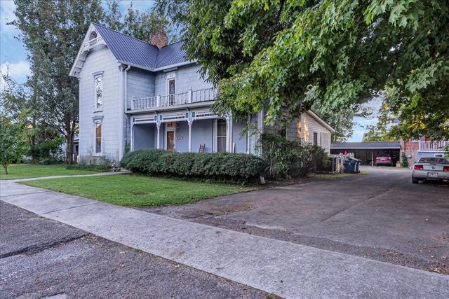 412 E Harp St, Manchester, TN 37355