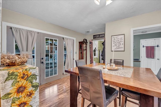 412 E Harp St, Manchester, TN 37355