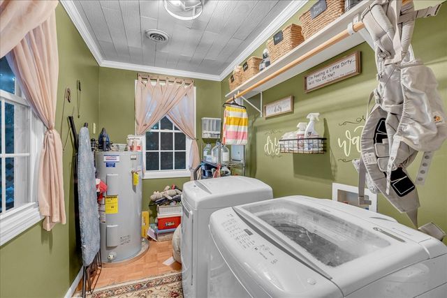 412 E Harp St, Manchester, TN 37355