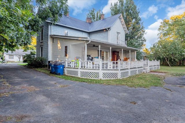 412 E Harp St, Manchester, TN 37355