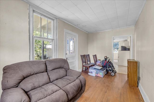 412 E Harp St, Manchester, TN 37355