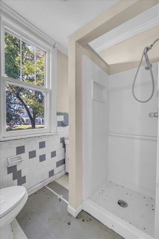 412 E Harp St, Manchester, TN 37355