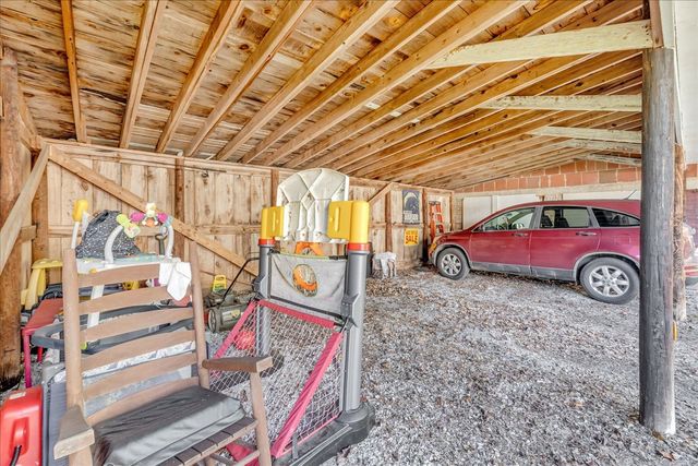 412 E Harp St, Manchester, TN 37355