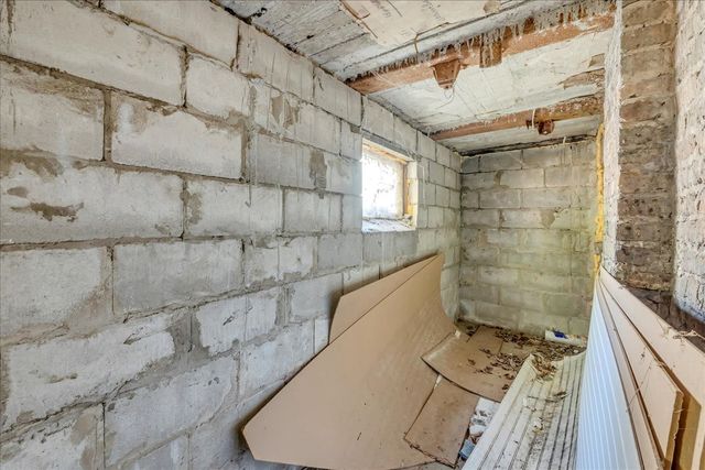 412 E Harp St, Manchester, TN 37355