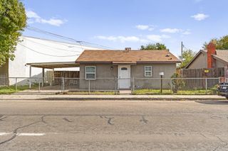 1106 N West Street, Visalia, CA 93291