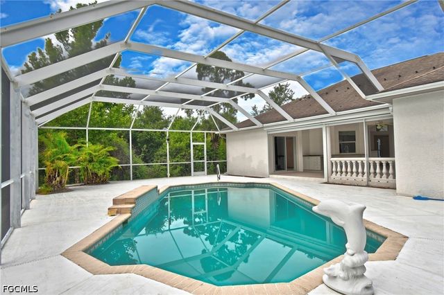 606 Lincoln AVE, Lehigh Acres, FL 33972