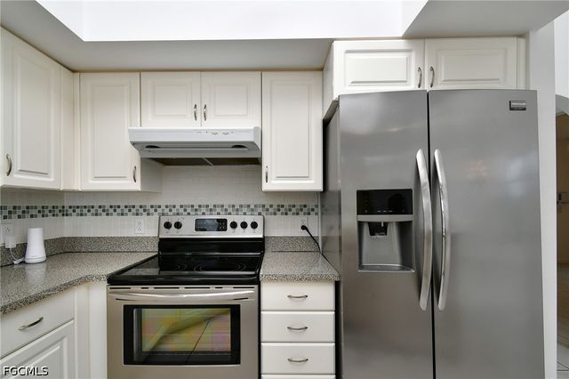 606 Lincoln AVE, Lehigh Acres, FL 33972
