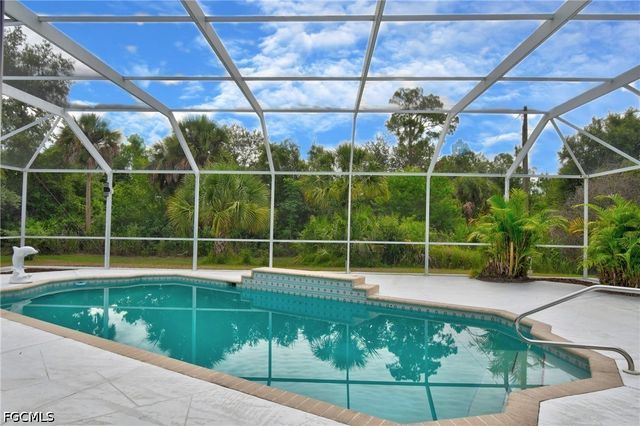 606 Lincoln AVE, Lehigh Acres, FL 33972