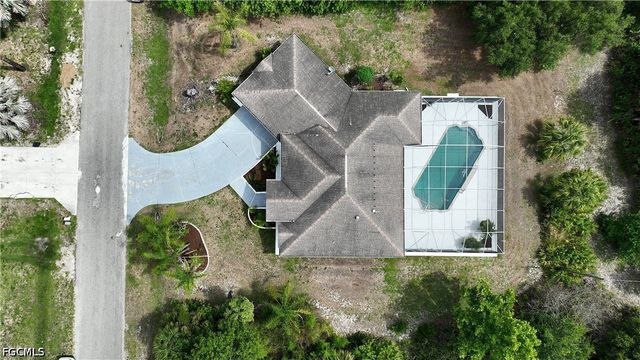 606 Lincoln AVE, Lehigh Acres, FL 33972