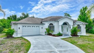 606 Lincoln AVE, Lehigh Acres, FL 33972