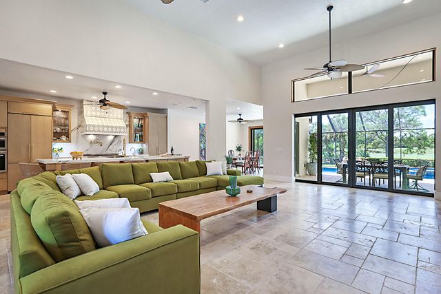 18680 SE Old Trail Drive E, Jupiter, FL 33478