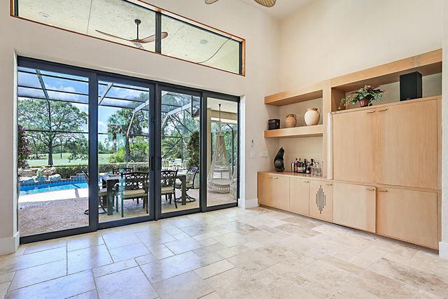 18680 SE Old Trail Drive E, Jupiter, FL 33478