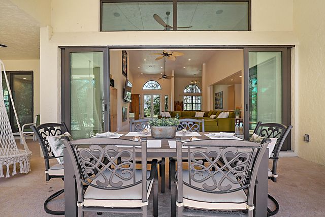 18680 SE Old Trail Drive E, Jupiter, FL 33478