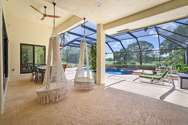 18680 SE Old Trail Drive E, Jupiter, FL 33478
