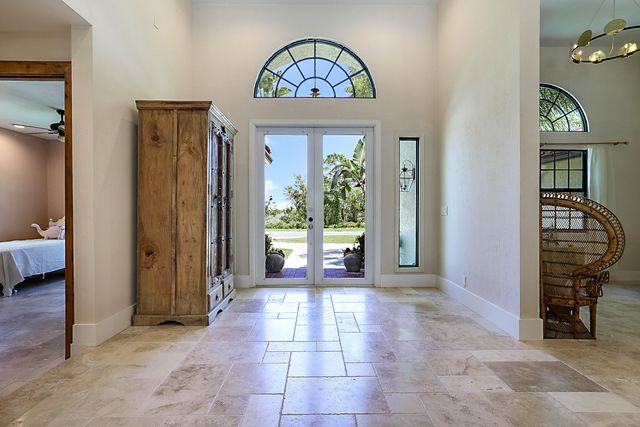 18680 SE Old Trail Drive E, Jupiter, FL 33478