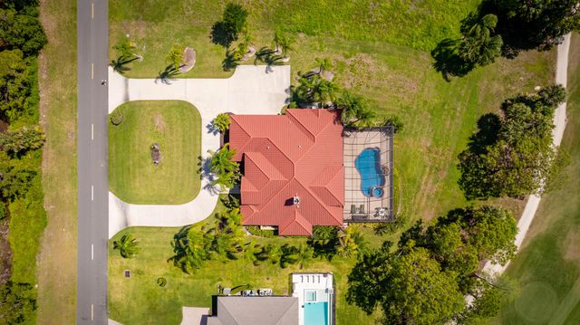 18680 SE Old Trail Drive E, Jupiter, FL 33478