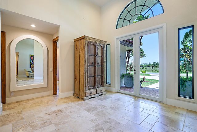 18680 SE Old Trail Drive E, Jupiter, FL 33478