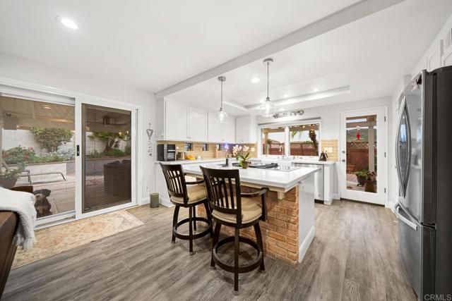 18383 Chetenham Ct, Rancho Bernardo (san Diego), CA 92128