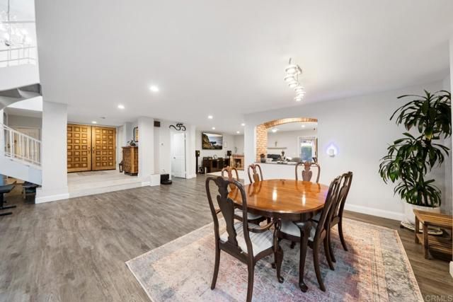 18383 Chetenham Ct, Rancho Bernardo (san Diego), CA 92128