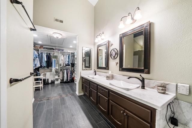 18383 Chetenham Ct, Rancho Bernardo (san Diego), CA 92128