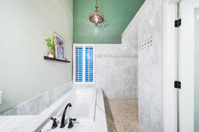 18383 Chetenham Ct, Rancho Bernardo (san Diego), CA 92128