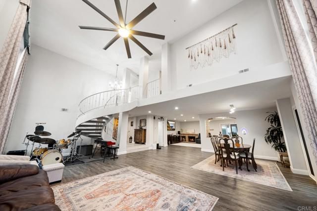 18383 Chetenham Ct, Rancho Bernardo (san Diego), CA 92128