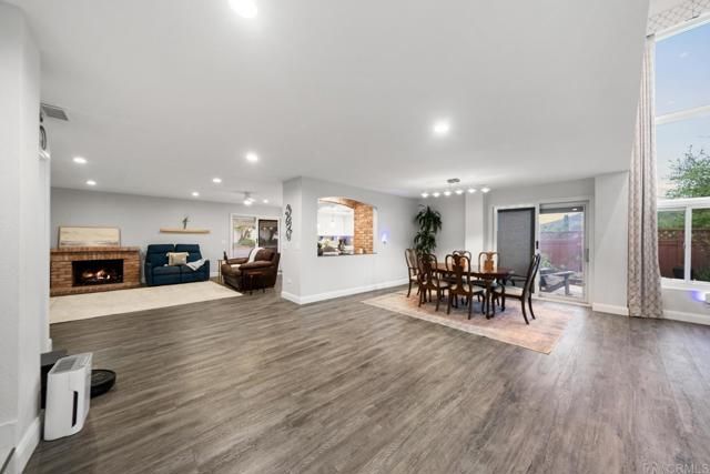 18383 Chetenham Ct, Rancho Bernardo (san Diego), CA 92128