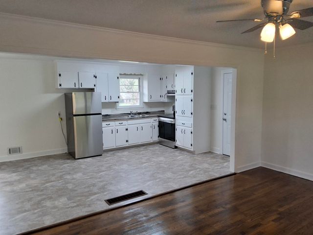 111 Courtland Drive, Greenville, SC 29617