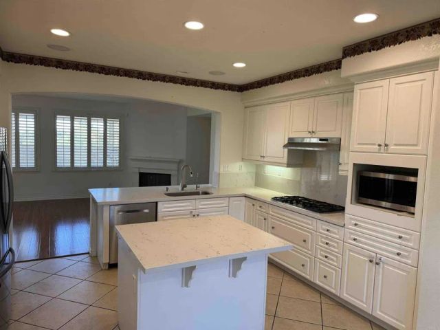 760 N Fox Run Place, Chula Vista, CA 91914