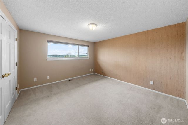 1311 N Jackson Avenue, Tacoma, WA 98406