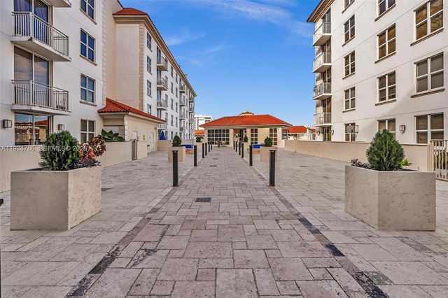 2030 S Douglas Road 109, Coral Gables, FL 33134