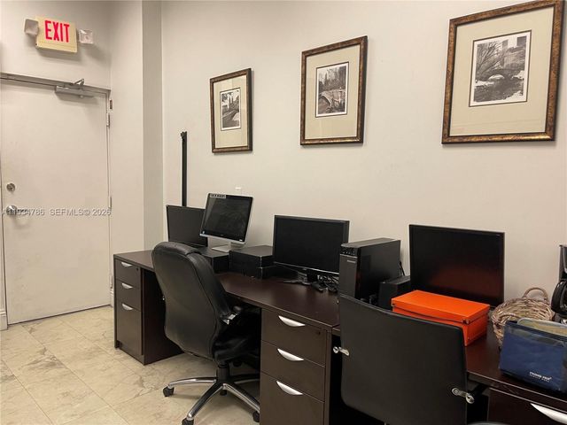 2030 S Douglas Road 109, Coral Gables, FL 33134