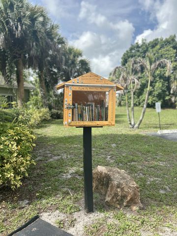 410 SW Eastport Circle, Port St. Lucie, Port St Lucie, FL 34953
